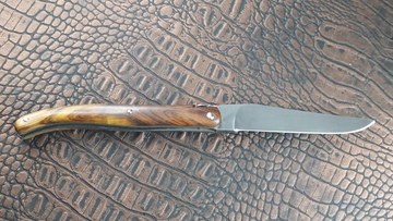 Création d'un couteau forgé à Laguiole