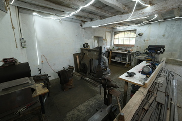 L'Atelier de forge & fabrication de couteaux à Venerque